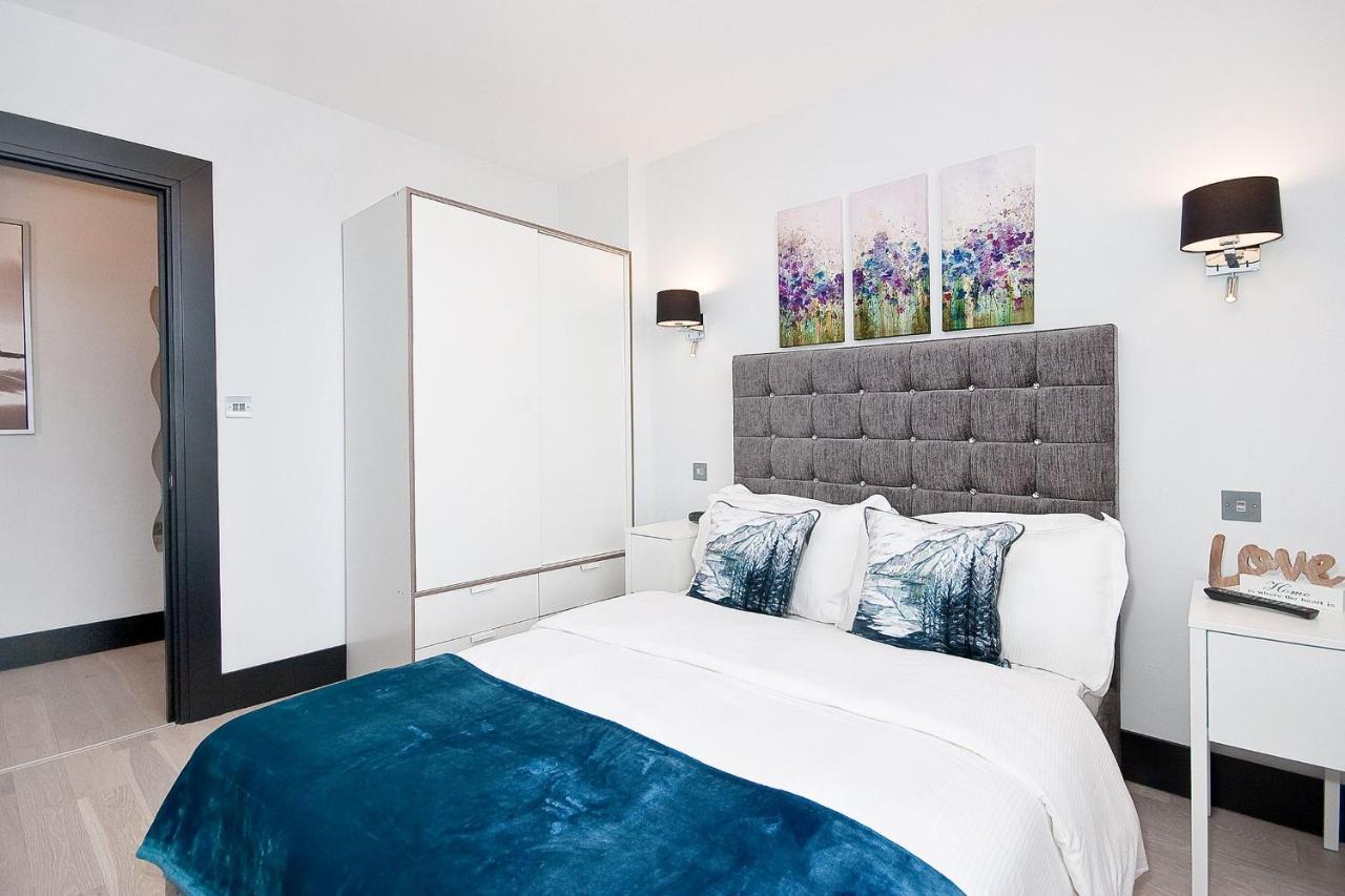 Heinze Flat 402 - One Bedroom Fourth Floor Flat By City Living Londen Buitenkant foto